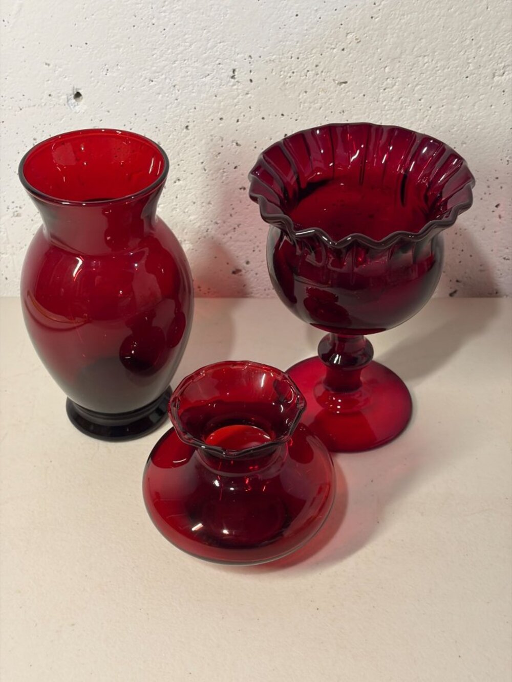 Anchor Hocking Royal Ruby Red Glass Vase Set Ruffled Pedestal Bowl Bulbous Bud V